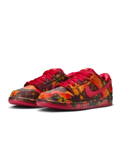 Nike SB Dunk Low The Wizard of Oz Poppy Field FZ1291-600