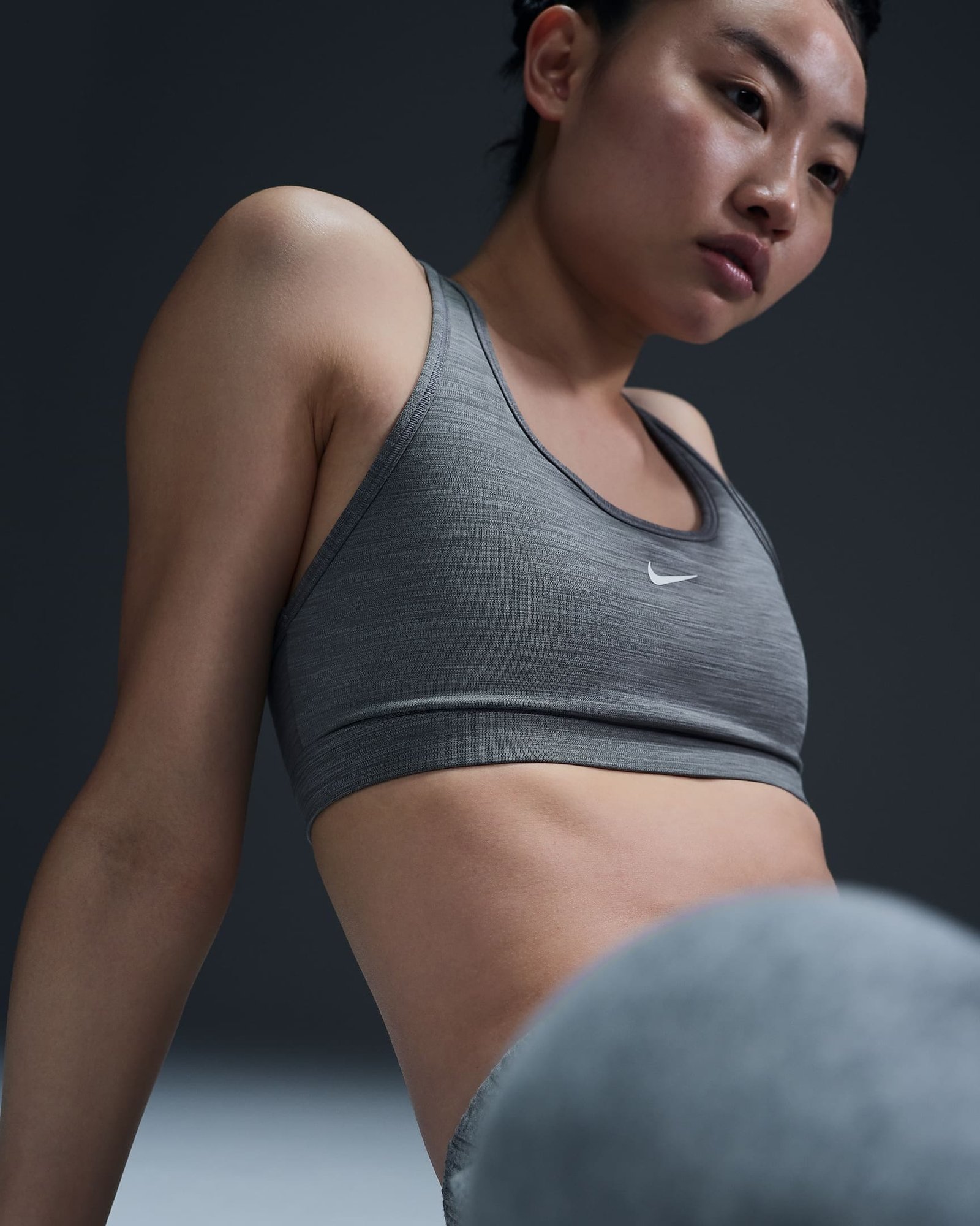 Nike Swoosh Light Support Women’s Non Padded Sports Bra DX6817-085